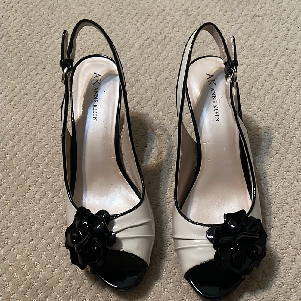 Anne Klein Black and White Slingback Heels